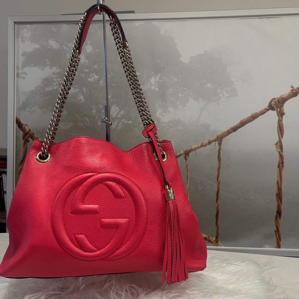 Gucci Pink Leather Soho Shoulder Bag